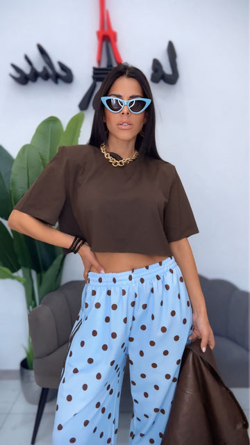 T-Shirt Crop e Spallina - Marrone