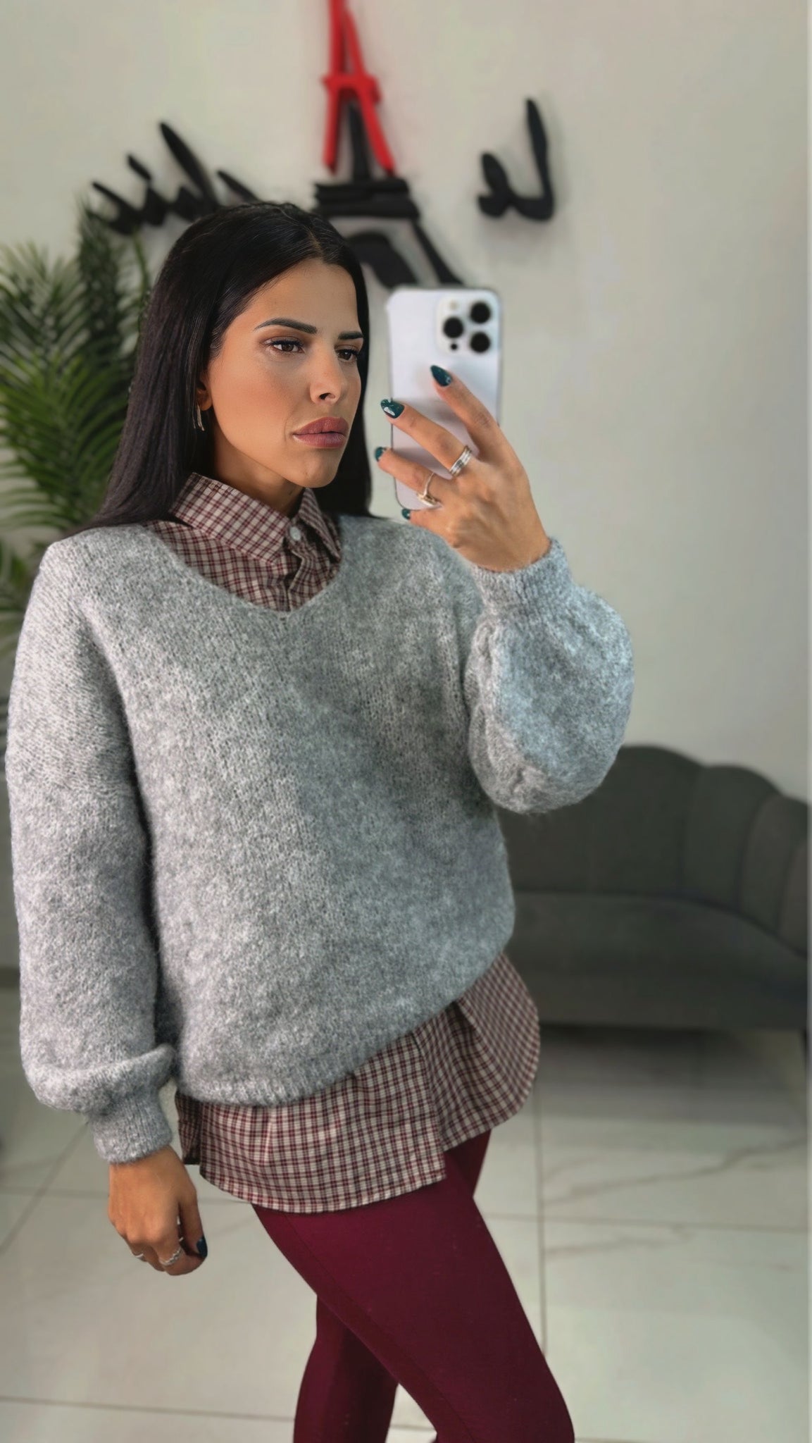Pullover scollo V Grigio
