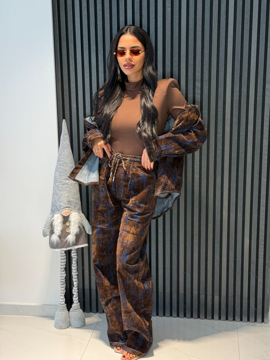 Coordinato in Jeans e camoscio marrone