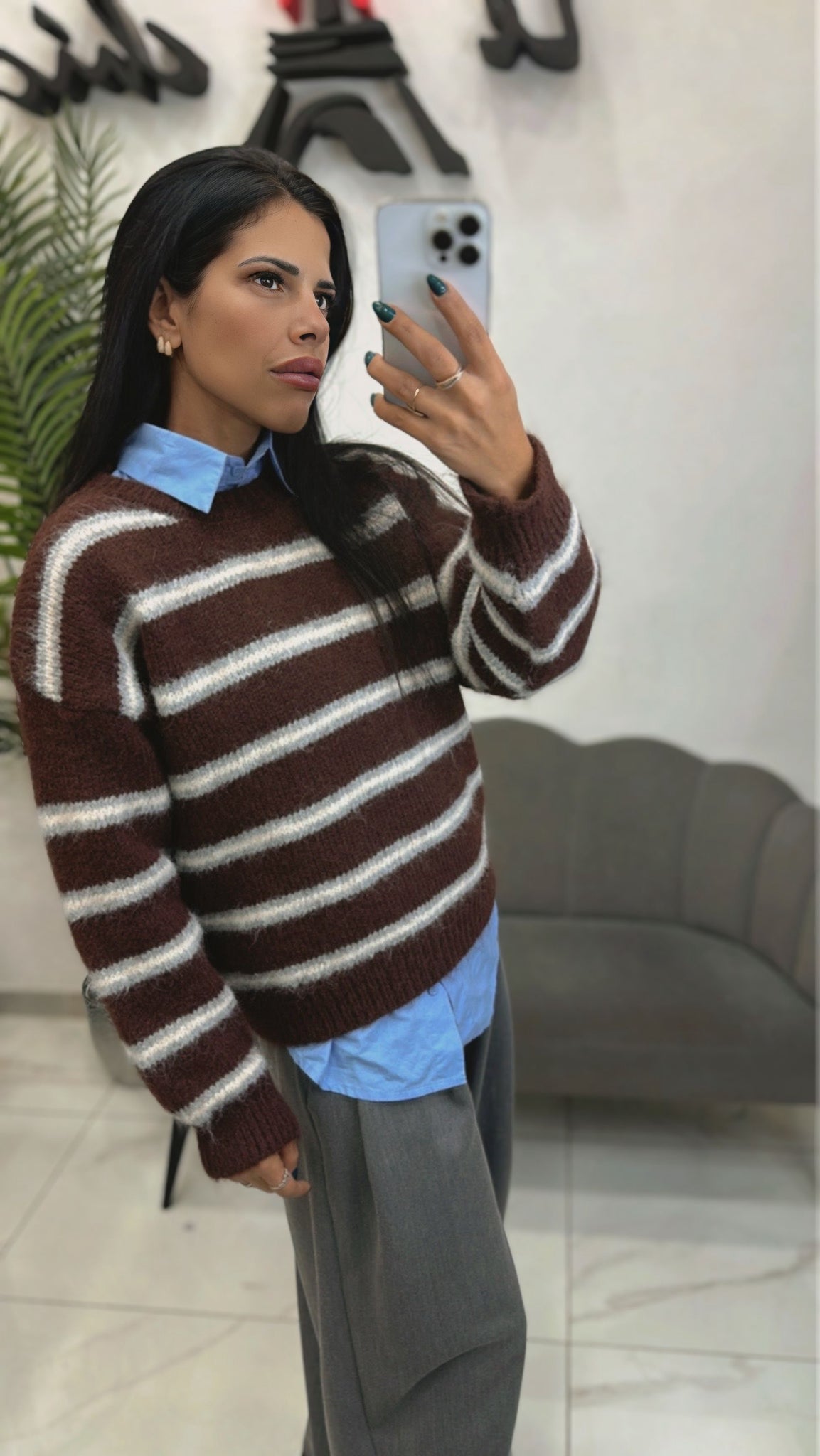 Pull in lana a righe marrone